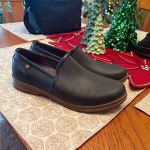Waterproof Bogs Black Loafers